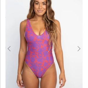 Skatie Amanda Rincon one piece swimsuit. NWT size small.